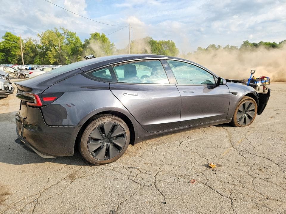 2024 TESLA MODEL 3 3