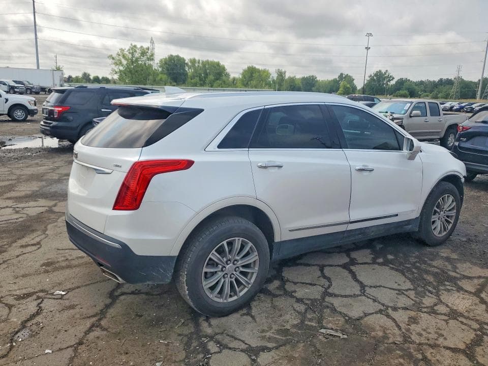 2018 CADILLAC XT5 LUXURY 3
