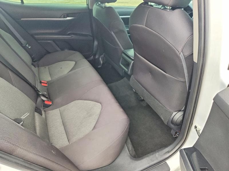 2018 TOYOTA CAMRY LE 10