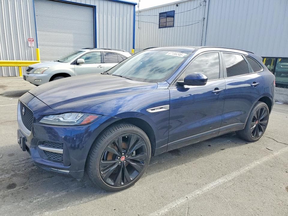 2018 JAGUAR F-PACE R - SPORT