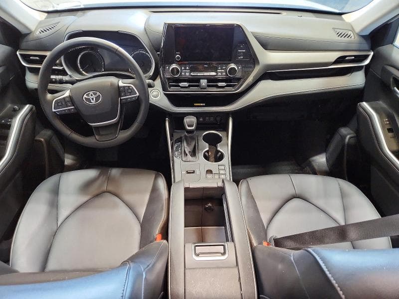 2025 TOYOTA HIGHLANDER HYBRID XLE 8
