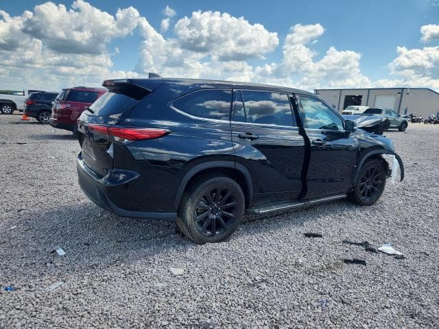 2022 TOYOTA HIGHLANDER L 3