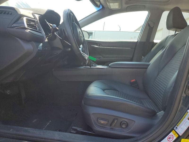 2018 TOYOTA CAMRY SE 7