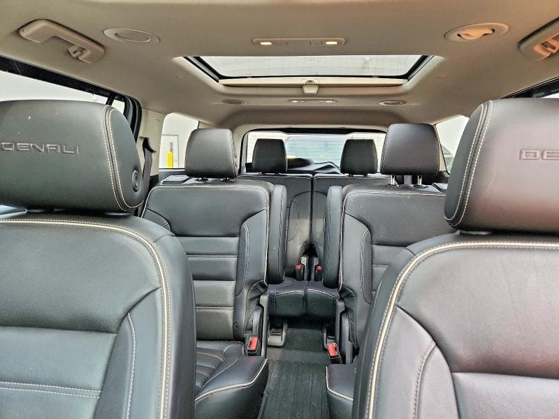2018 GMC ACADIA DENALI 10