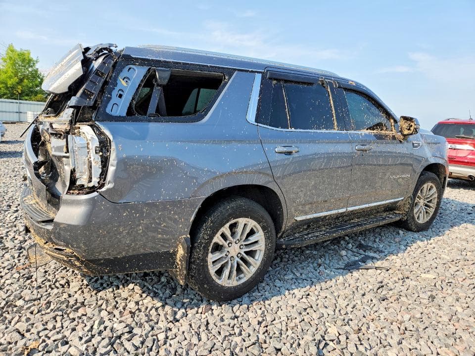 2021 GMC YUKON SLT 3