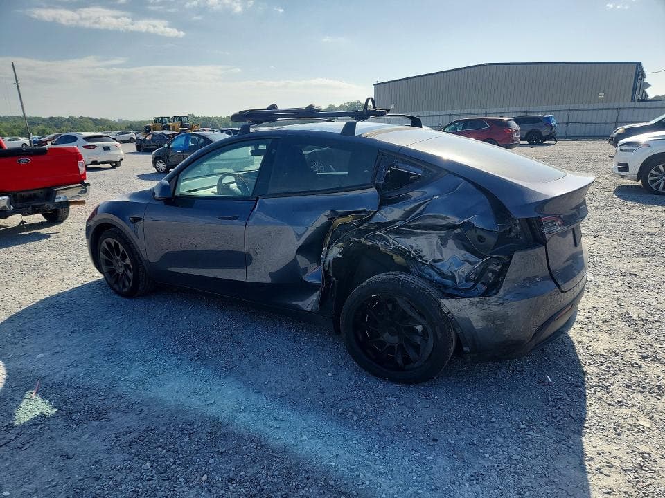 2023 TESLA MODEL Y 2