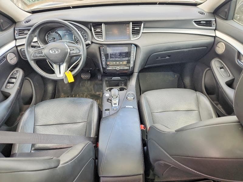 2019 INFINITI QX50 ESSENTIAL 8
