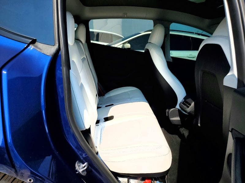 2023 TESLA MODEL Y 11