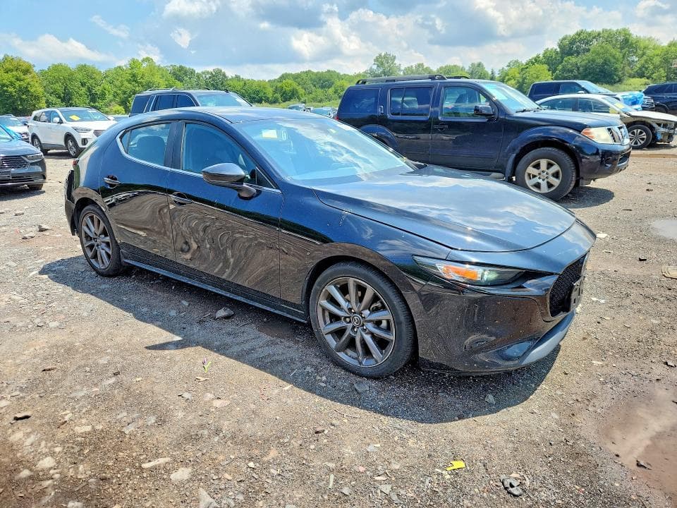 2021 MAZDA 3 SELECT 4