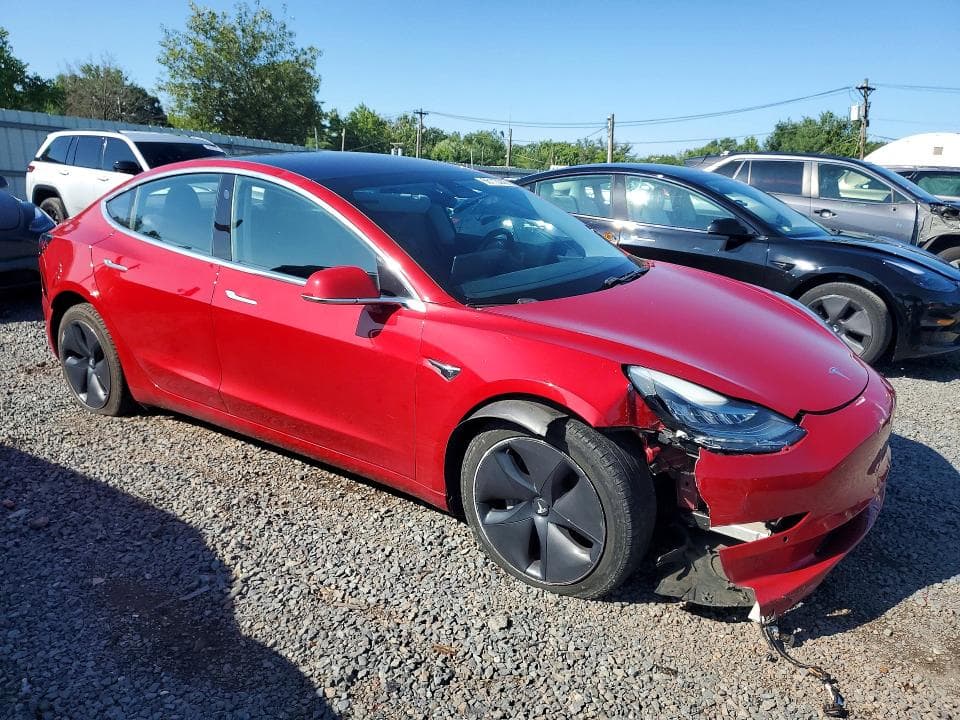 2018 TESLA MODEL 3 4