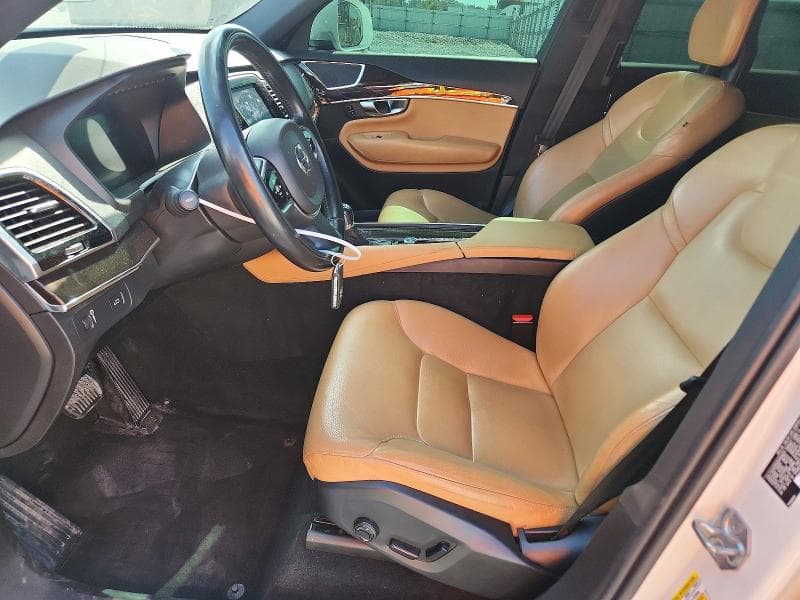 2017 VOLVO XC90 T6 7