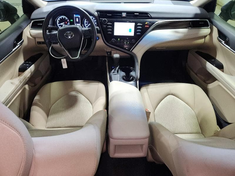 2018 TOYOTA CAMRY LE 8