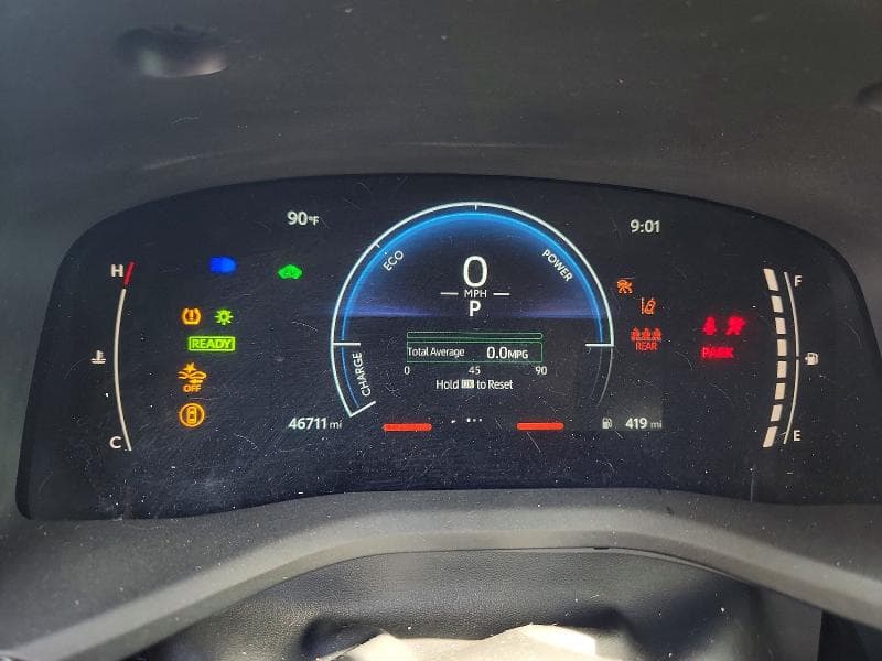 2025 TOYOTA CAMRY SE 9