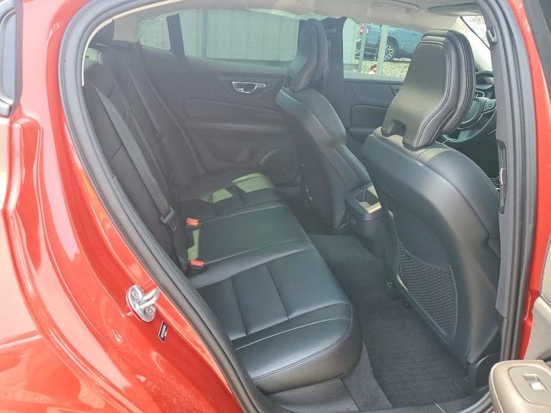2023 VOLVO S60 CORE 10