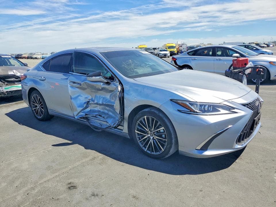2022 LEXUS ES 300H BASE 4