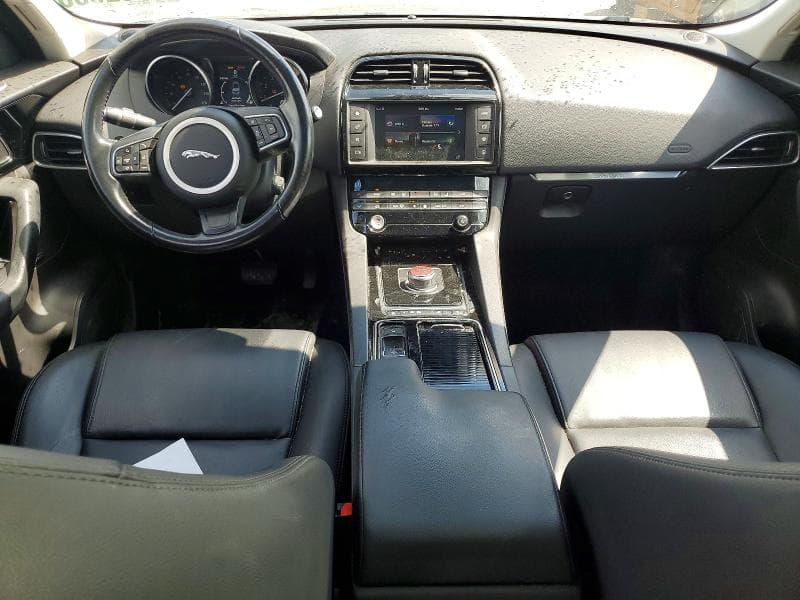 2018 JAGUAR F-PACE PREMIUM 8