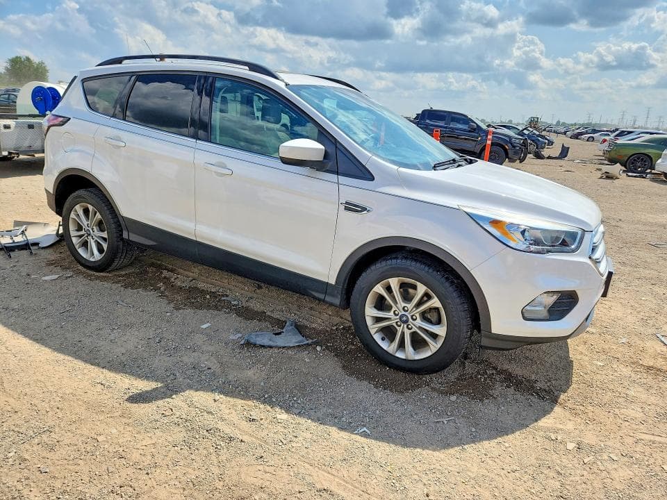 2018 FORD ESCAPE SEL 4
