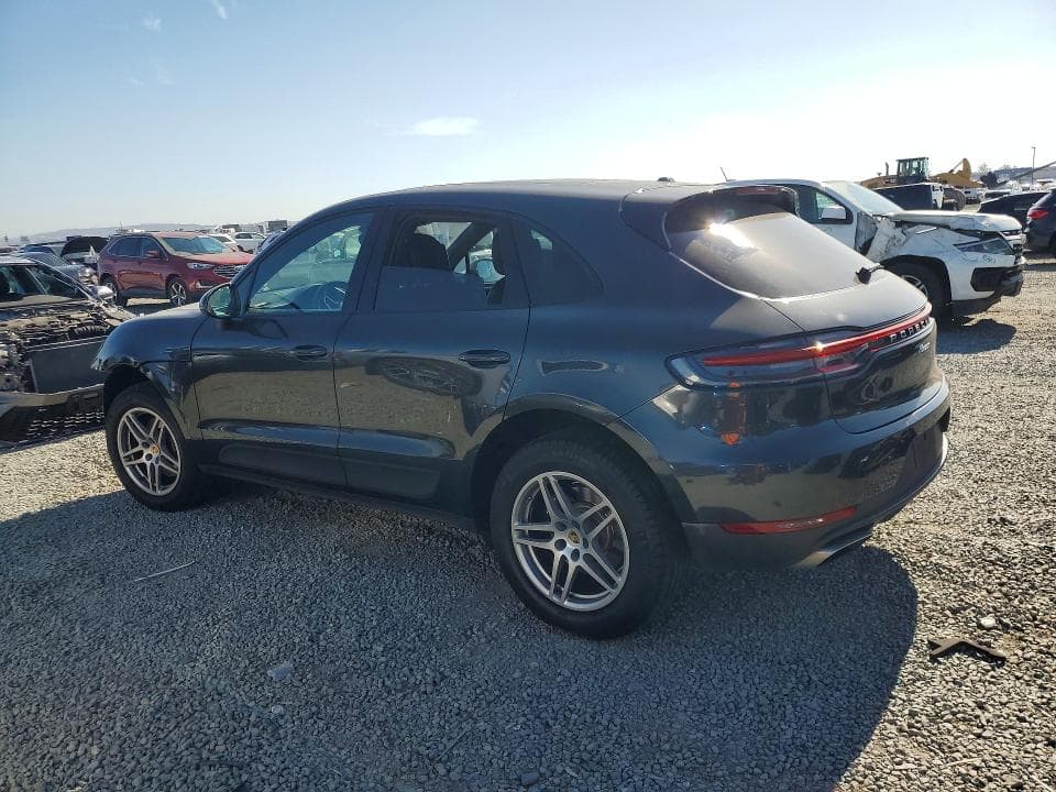 2020 PORSCHE MACAN 2