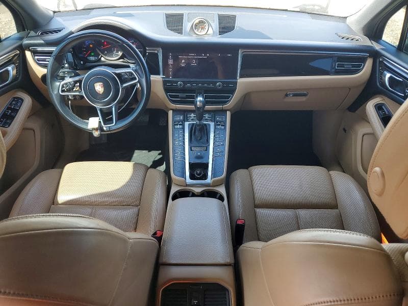 2021 PORSCHE MACAN 8