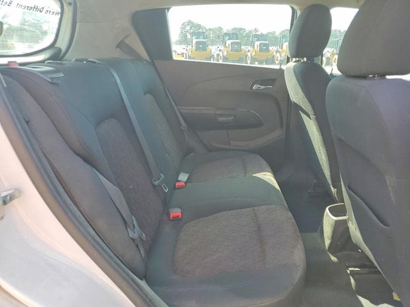 2019 CHEVROLET SONIC LT 11