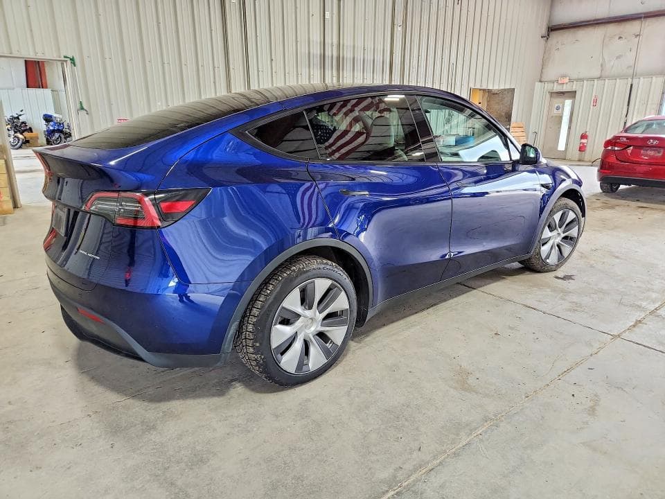 2023 TESLA MODEL Y 3