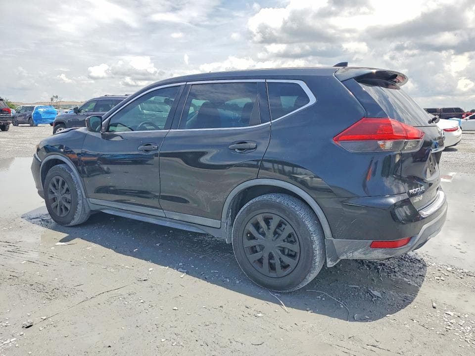 2018 NISSAN ROGUE S 2