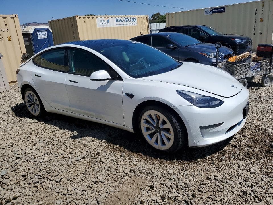 2023 TESLA MODEL 3 4