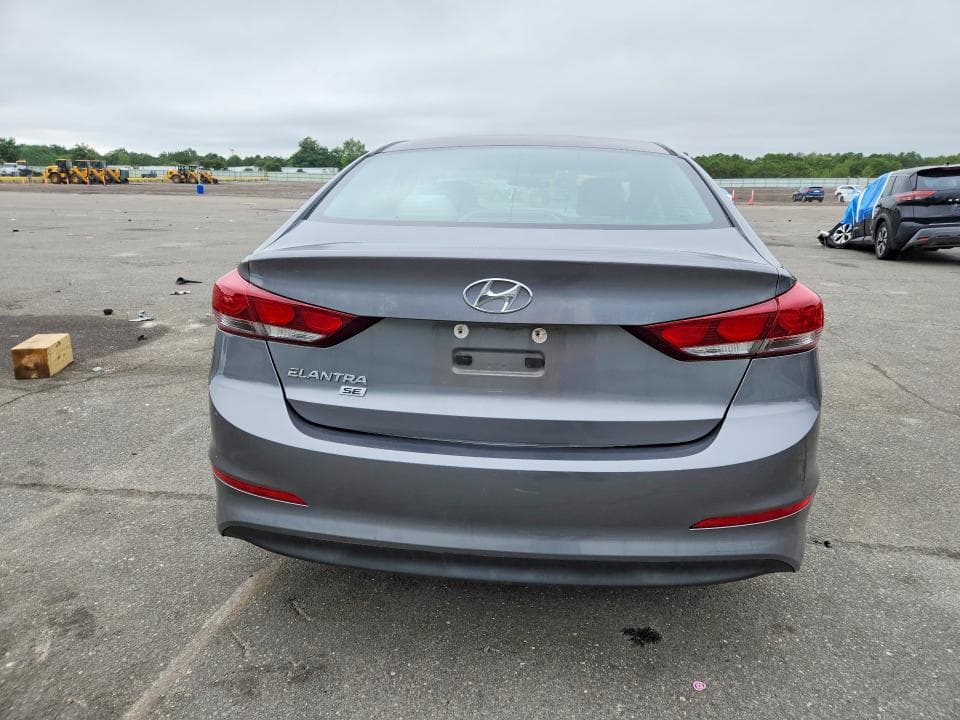 2018 HYUNDAI ELANTRA SE 6