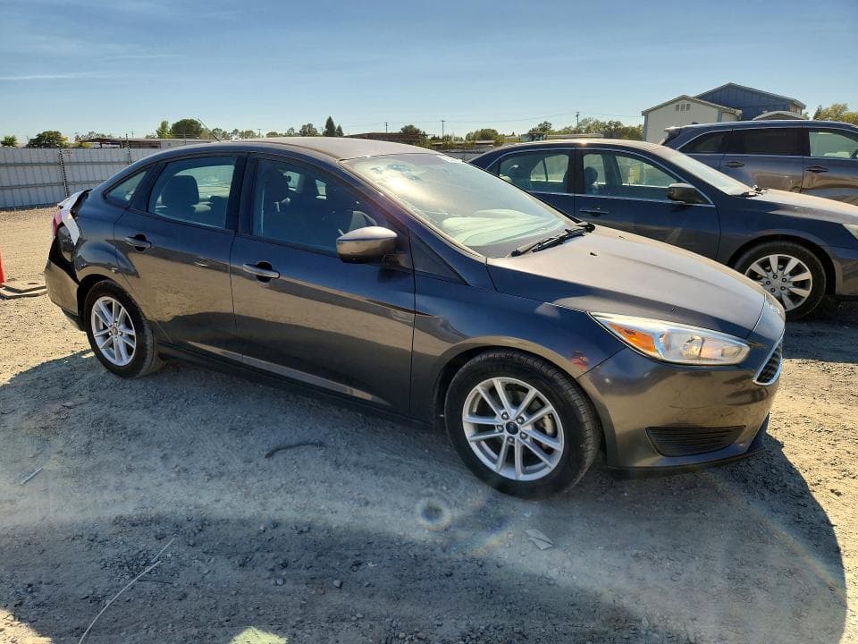 2018 FORD FOCUS SE 4