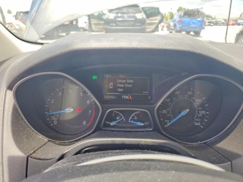 2017 FORD FOCUS SE 9