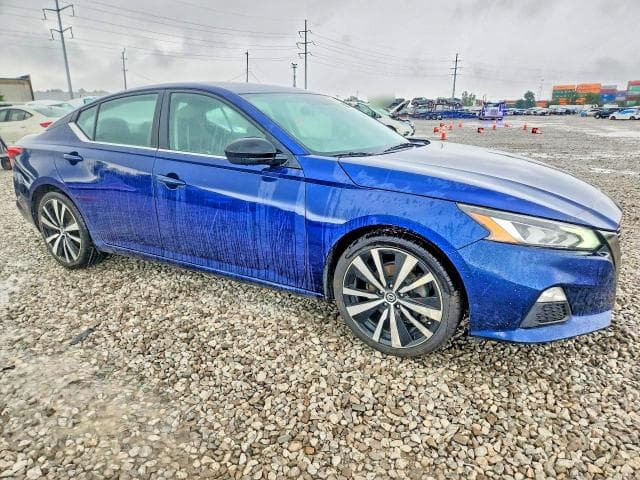 2019 NISSAN ALTIMA SR 4