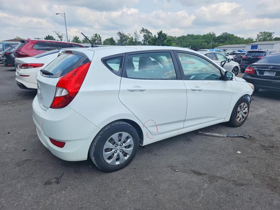 2017 HYUNDAI ACCENT SE 3