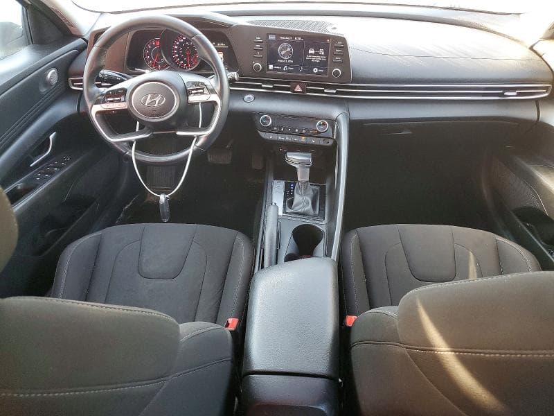 2022 HYUNDAI ELANTRA SEL 8
