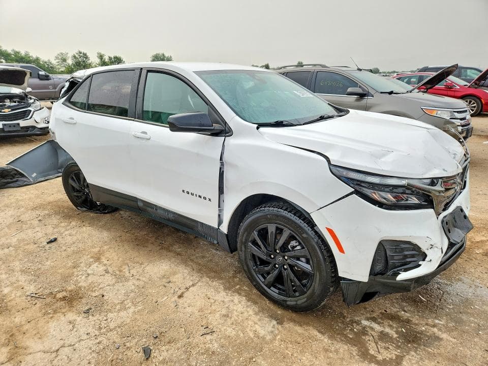 2024 CHEVROLET EQUINOX LS 4