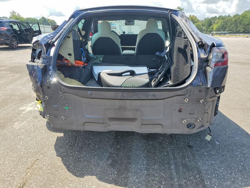 2021 TESLA MODEL S 6