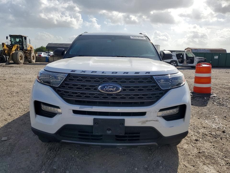 2021 FORD EXPLORER XLT 5