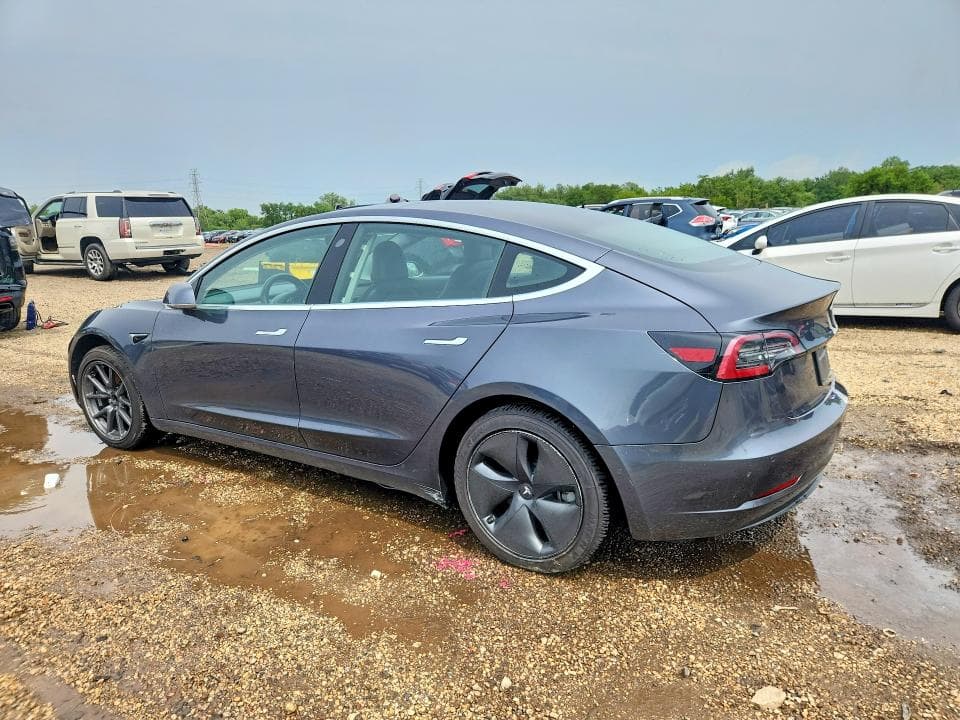 2019 TESLA MODEL 3 2