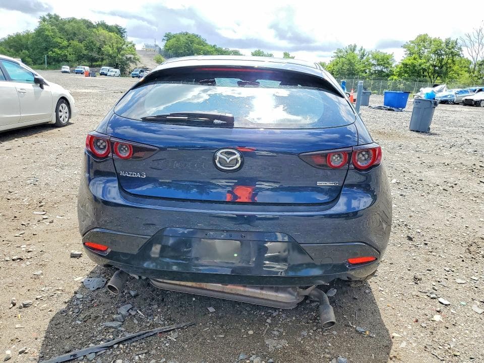 2019 MAZDA 3 6