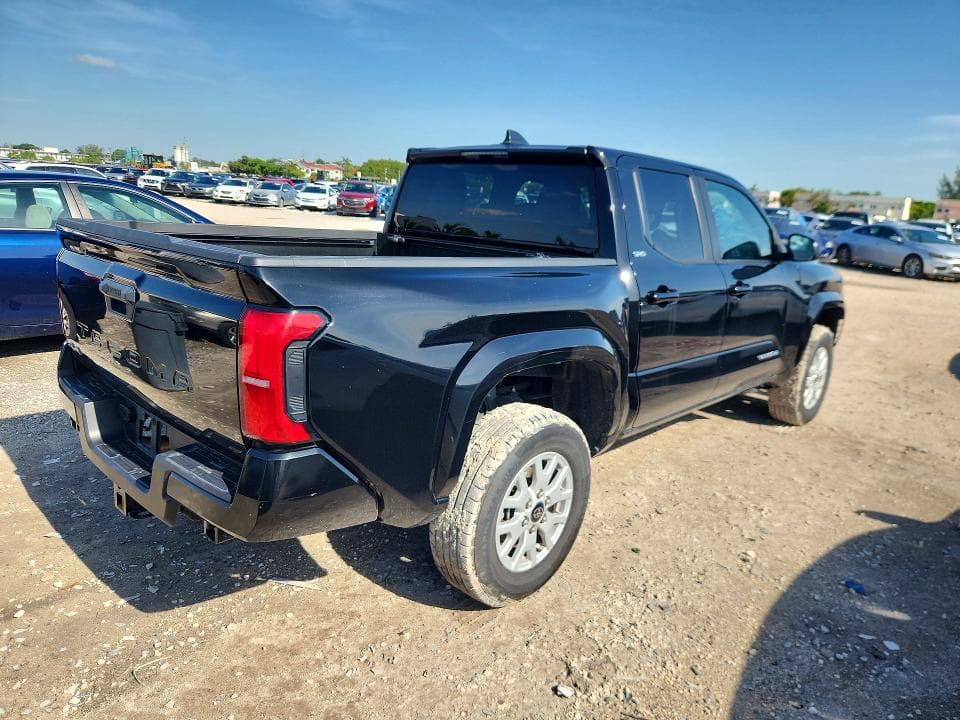 2024 TOYOTA TACOMA SR5 3