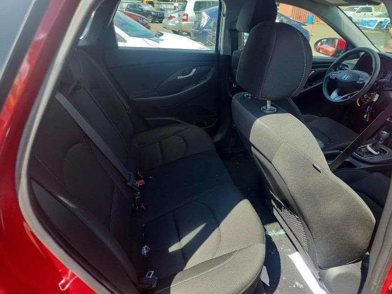2018 HYUNDAI ELANTRA GT BASE 10