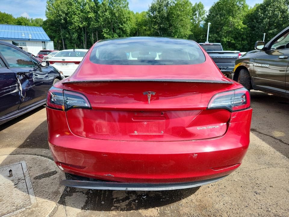 2018 TESLA MODEL 3 6