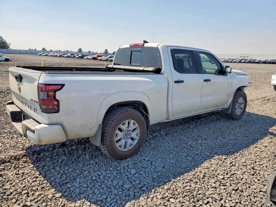 2023 NISSAN FRONTIER SV 3