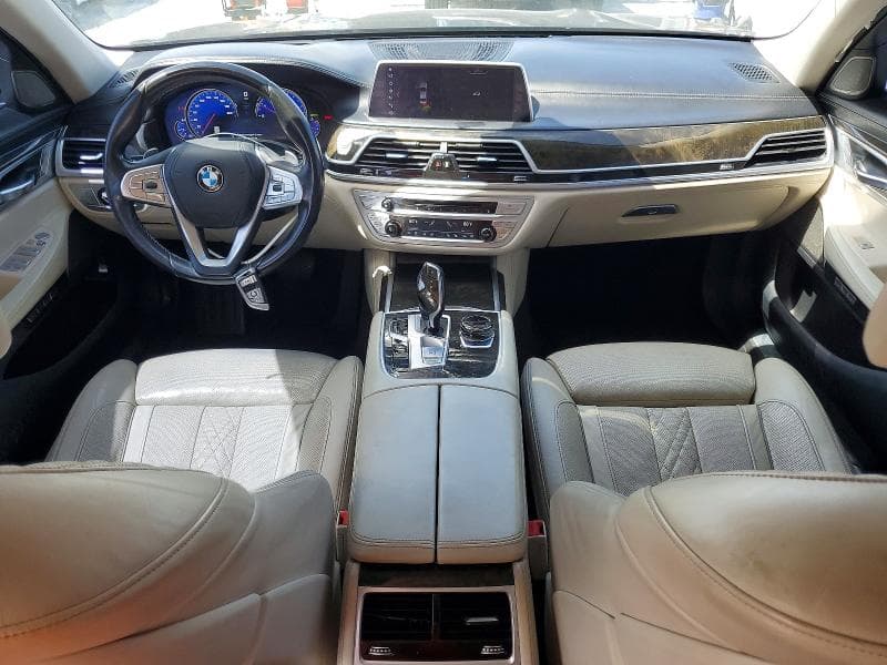 2018 BMW 740 I 8