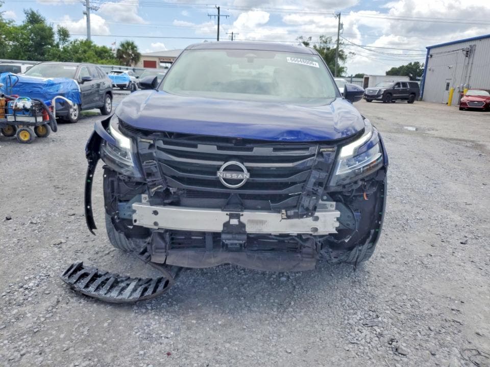 2024 NISSAN PATHFINDER SL 5