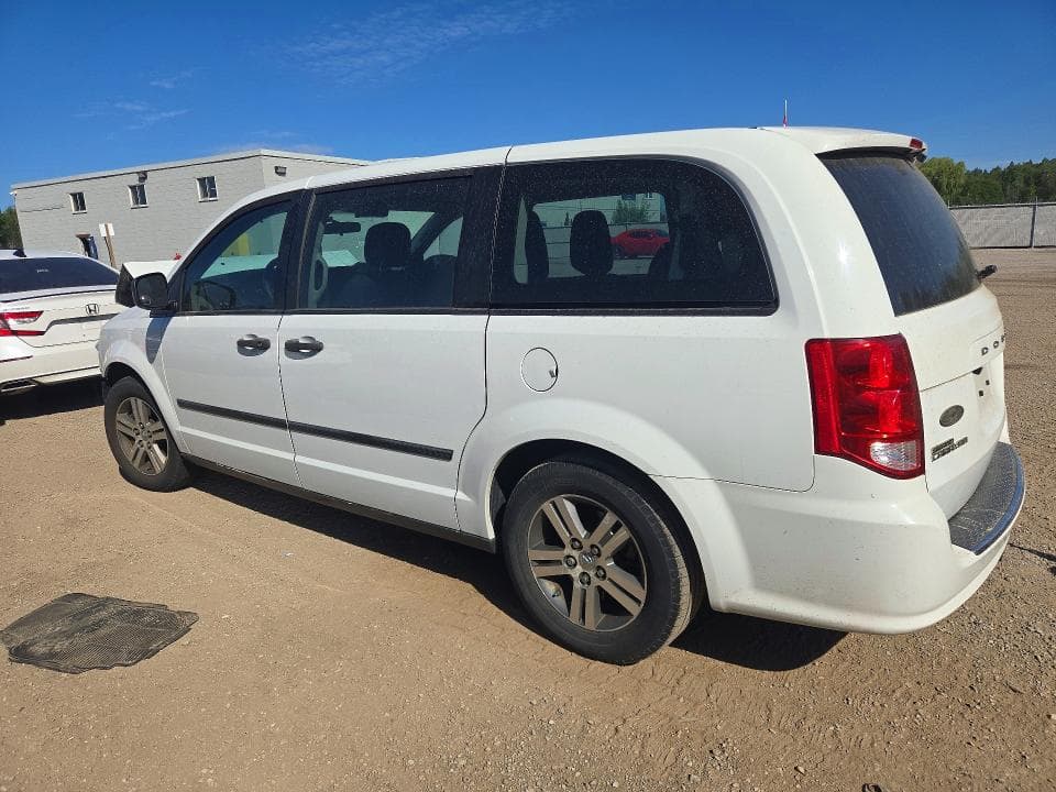 2017 DODGE GRAND CARAVAN SE 2