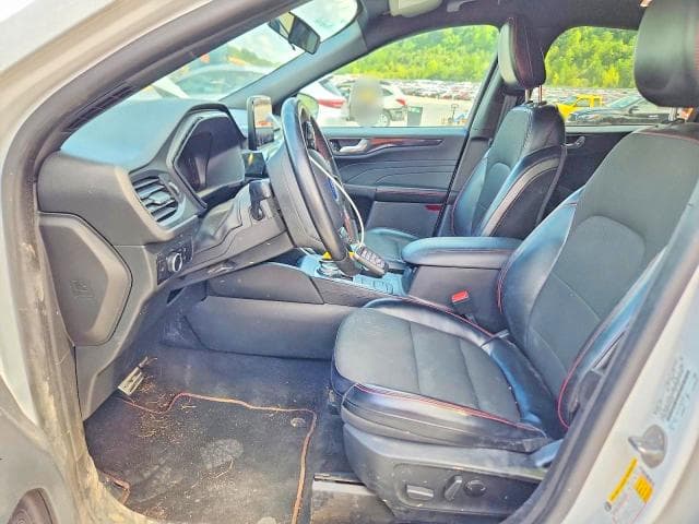 2023 FORD ESCAPE ST LINE 7