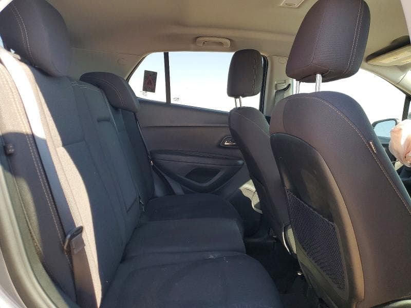 2020 CHEVROLET TRAX LS 10