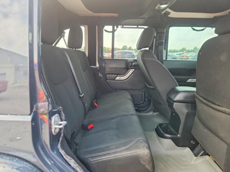 2017 JEEP WRANGLER UNLIMITED SAHARA 10