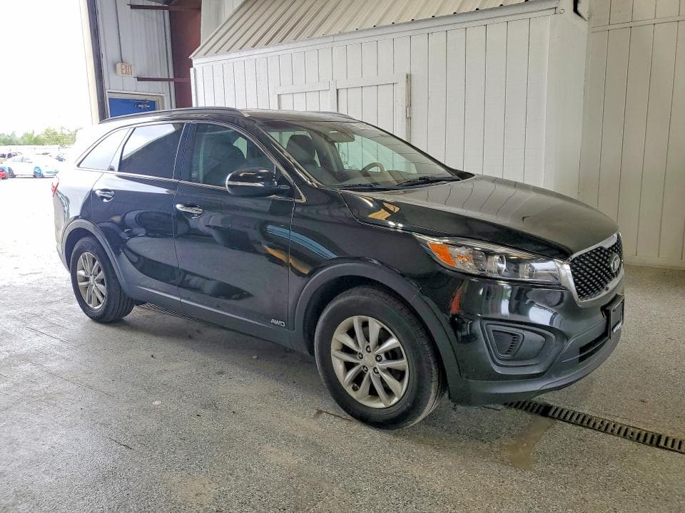 2017 KIA SORENTO LX 4