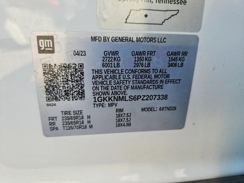 2023 GMC ACADIA SLT 12
